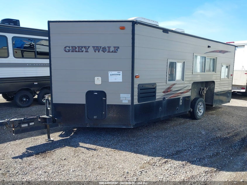 2016 Forest river Other VIN 4X4TCK713GX122877 IAAI salvage auction — WATER/FLOOD, Salvage (Minnesota), sold $1,250 on 2026-07-29 (photo 2)