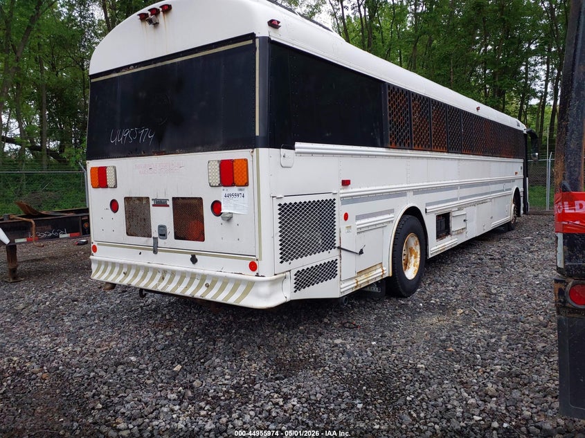 2013 Thomas Transit bus VIN 1T7YU2E29D1160765 IAAI salvage auction — NORMAL WEAR, Clear (Tennessee), sold $1,250 on 2026-07-06 (photo 4)