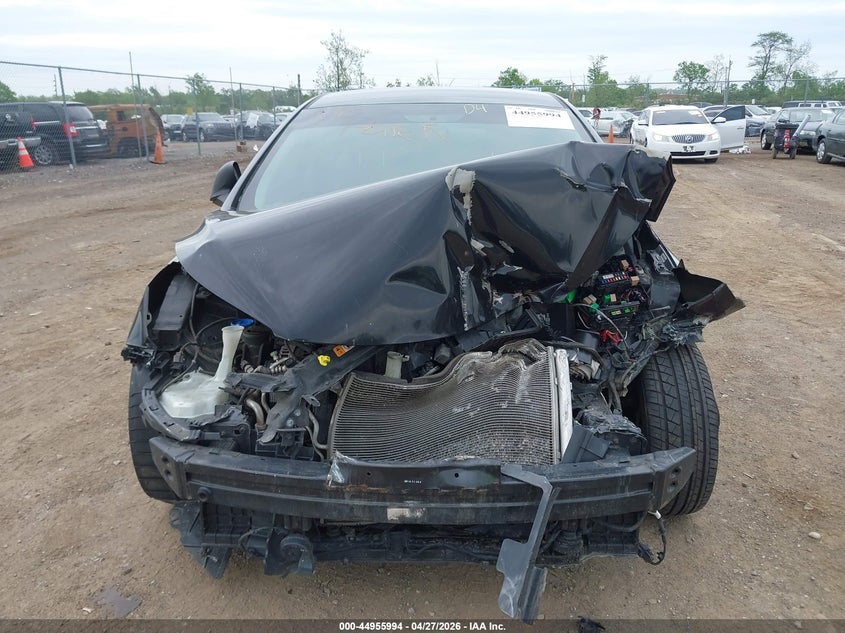2014 Hyundai Elantra VIN KMHDH4AE3EU098884 IAAI salvage auction — FRONT & REAR, Salvage (Ohio), sold $300 on 2026-07-30 (photo 6)