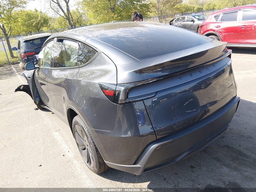 2026 Tesla Model y VIN 7SAYGDEE1TA672262 IAAI salvage auction — FRONT END, Salvage Title, sold $10,100 on 2026-07-12 (photo 3)