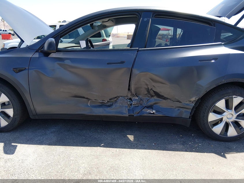 2021 Tesla Model y VIN 5YJYGDEE0MF274994 IAAI salvage auction — LEFT SIDE, Salvage (Nevada), sold $7,975 on 2026-07-09 (photo 6)