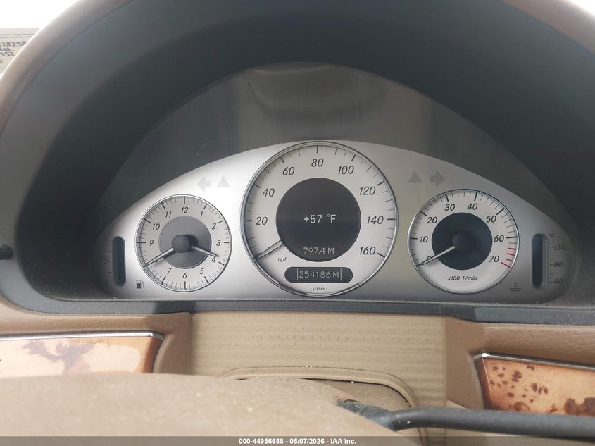 2009 Mercedes-benz E-class VIN WDBUF87X79B393982 IAAI salvage auction — REPOSSESSION, Clear (Virginia), sold $300 on 2026-07-17 (photo 7)