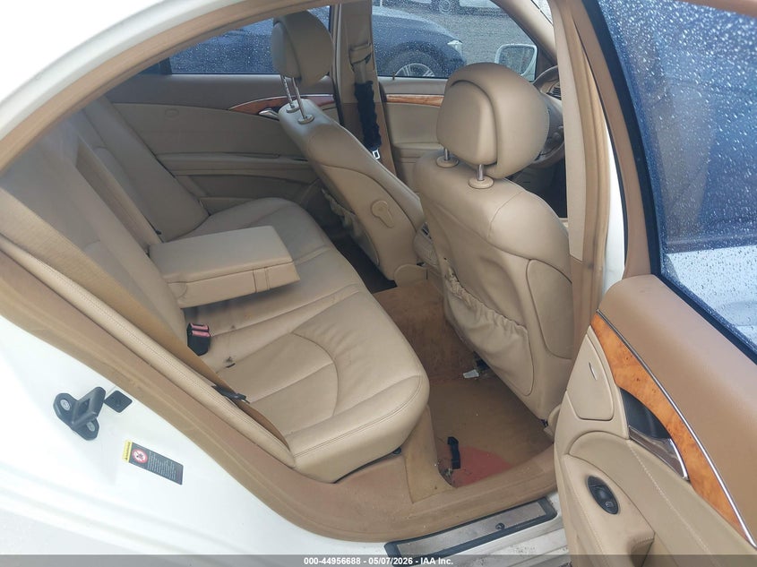 2009 Mercedes-benz E-class VIN WDBUF87X79B393982 IAAI salvage auction — REPOSSESSION, Clear (Virginia), sold $300 on 2026-07-17 (photo 8)