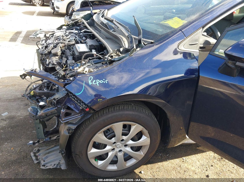 2025 Toyota Corolla VIN 5YFB4MDE4SP358429 IAAI salvage auction — FRONT END, Salvage (North Carolina), sold $5,500 on 2026-07-09 (photo 6)