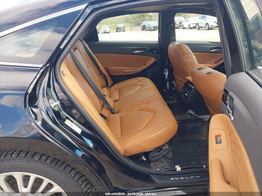 2019 Toyota Avalon VIN 4T1B21FB0KU006261 IAAI salvage auction — WATER/FLOOD, Salvage Title, sold $11,250 on 2026-08-25 (photo 8)