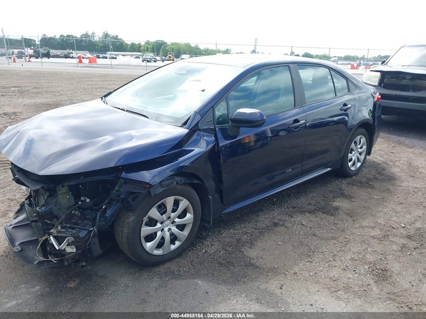2025 Toyota Corolla VIN 5YFB4MDE3SP333750 IAAI salvage auction — FRONT END, Salvage Title, sold $5,600 on 2026-07-29 (photo 2)