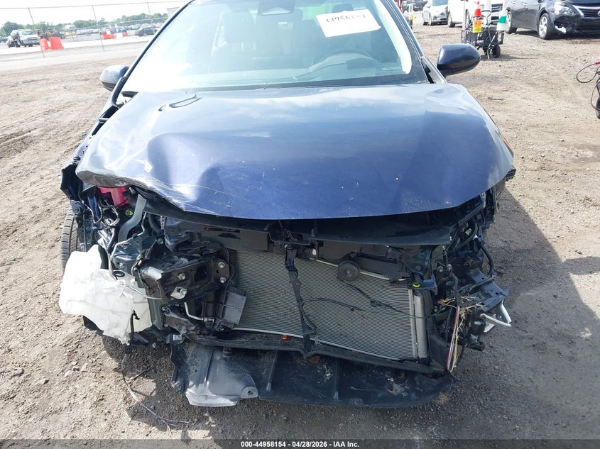 2025 Toyota Corolla VIN 5YFB4MDE3SP333750 IAAI salvage auction — FRONT END, Salvage Title, sold $5,600 on 2026-07-29 (photo 6)