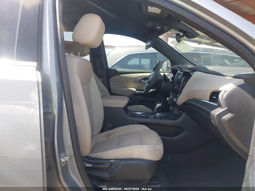 2023 Chevrolet Traverse VIN 1GNERFKW6PJ218424 IAAI salvage auction — RIGHT REAR, Salvage Title, sold $8,200 on 2026-07-18 (photo 5)