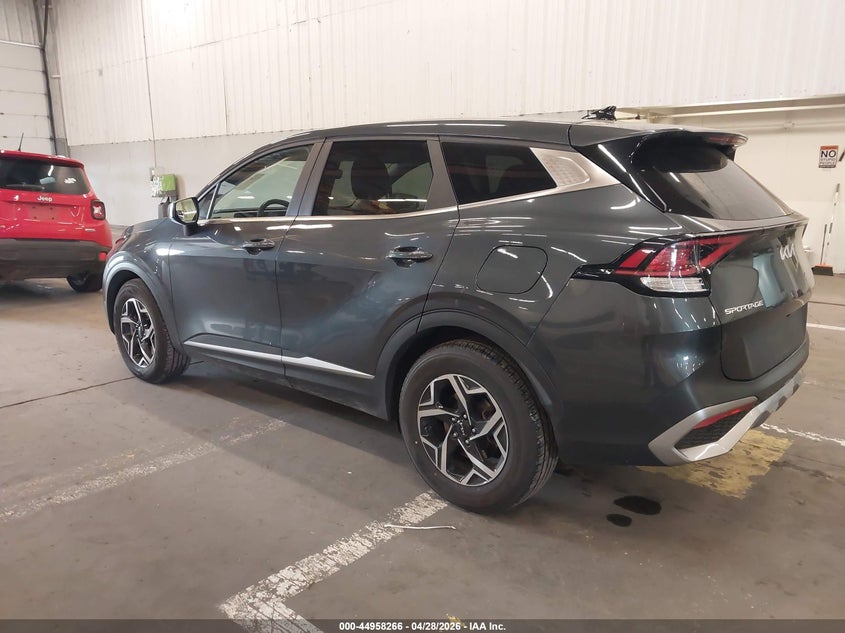 2023 Kia Sportage VIN KNDPU3AFXP7125919 IAAI salvage auction — RIGHT SIDE, Salvage Title, sold $5,500 on 2026-07-30 (photo 3)