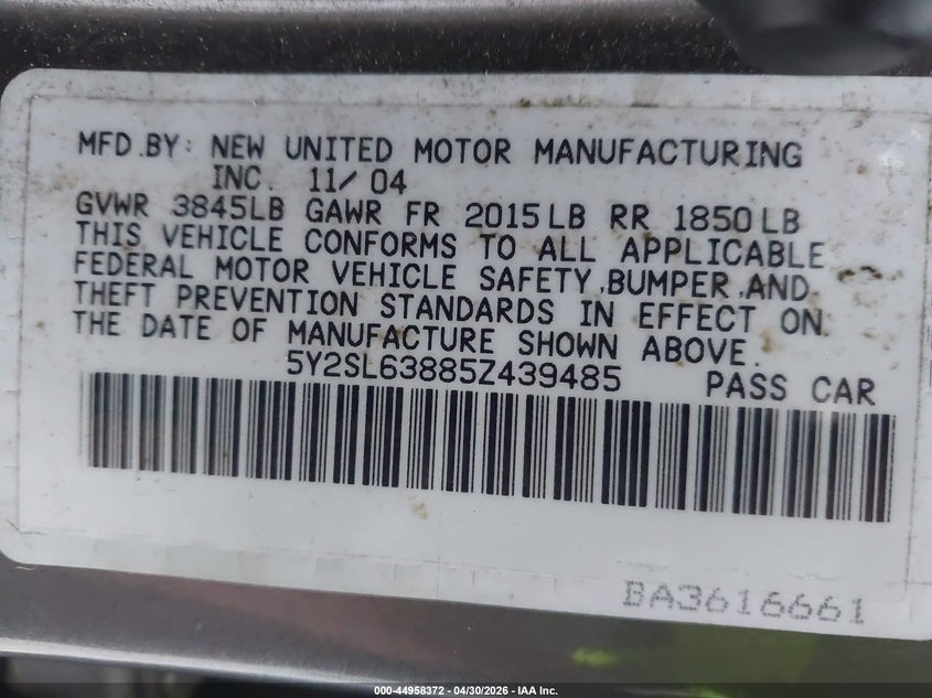 2005 Pontiac Vibe VIN 5Y2SL63885Z439485 IAAI salvage auction — SIDE, Salvage (Georgia), sold $825 on 2026-07-26 (photo 9)