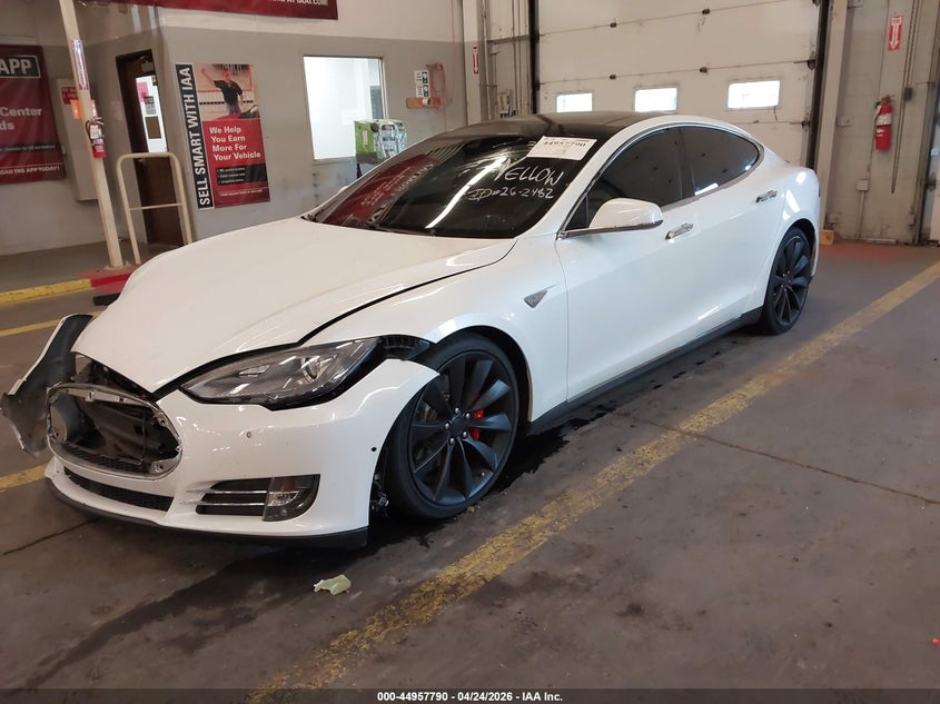 2015 Tesla Model s VIN 5YJSA1H4XFF093414 IAAI salvage auction — FRONT END, Salvage Title, sold $4,050 on 2026-07-30 (photo 2)