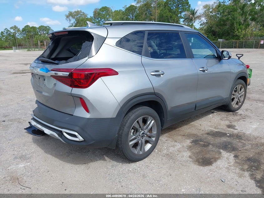 2023 Kia Seltos VIN KNDEU2AA0P7452903 IAAI salvage auction — REAR END, Rebuildable (Florida), sold $6,650 on 2026-07-13 (photo 4)