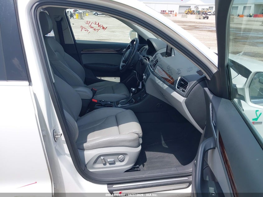 2018 Audi Q3 VIN WA1HCCFS0JR008580 IAAI salvage auction — FRONT END, Original (Texas), sold $4,000 on 2026-07-15 (photo 5)