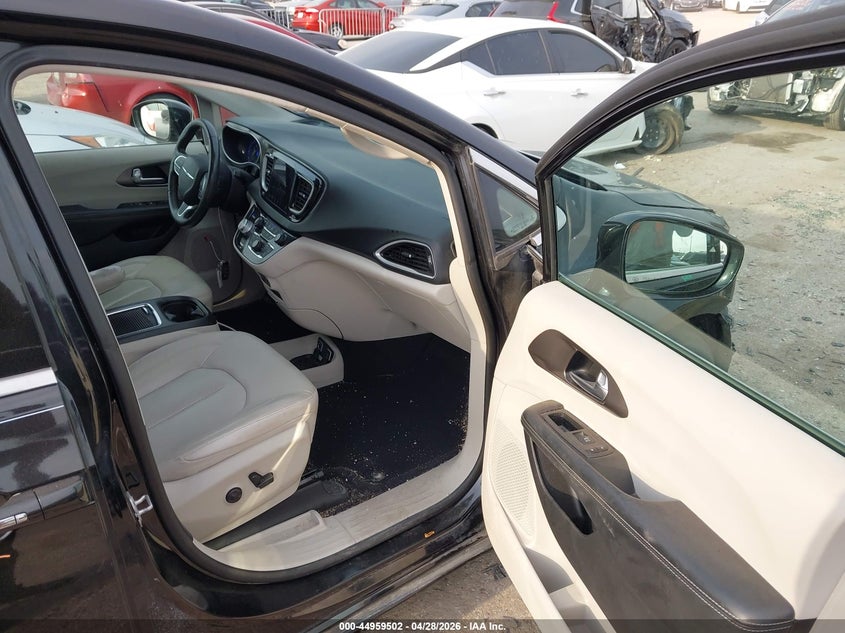 2020 Chrysler Pacifica VIN 2C4RC1EGXLR127164 IAAI salvage auction — FRONT END, Original (Texas), sold $3,200 on 2026-07-16 (photo 5)