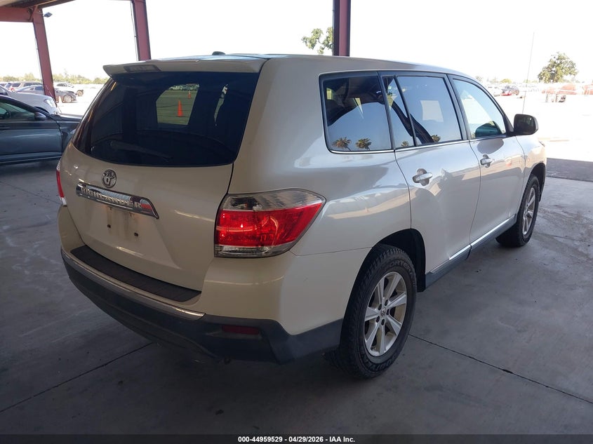 2012 Toyota Highlander VIN 5TDZA3EHXCS023176 IAAI salvage auction — NORMAL WEAR, Clear-Dealer Only (Montana), sold $25 on 2026-07-28 (photo 4)