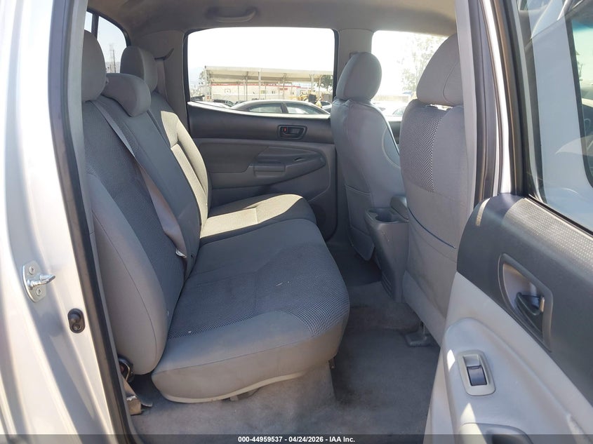 2006 Toyota Tacoma VIN 5TEJU62N26Z168333 IAAI salvage auction — RIGHT REAR, Salvage (California), sold $3,050 on 2026-07-08 (photo 8)