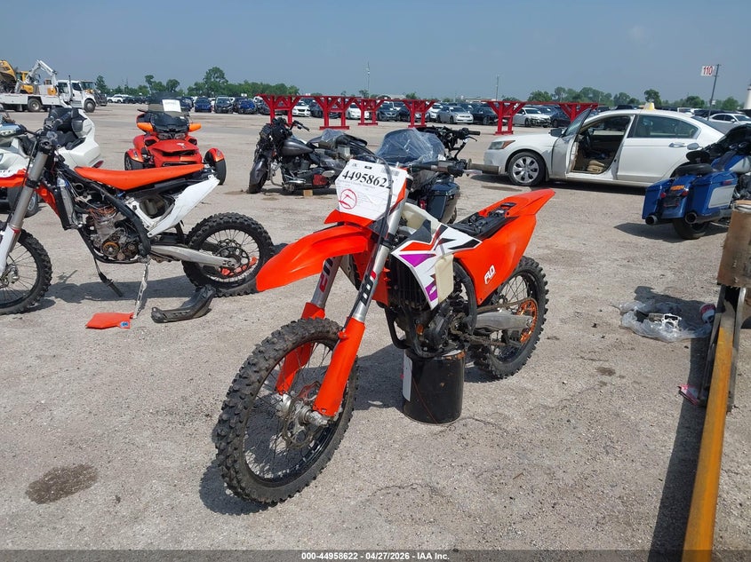 2025 Ktm 250 VIN VBKSXK433SM154295 IAAI salvage auction — THEFT, Original (Texas), sold $250 on 2026-07-29 (photo 2)