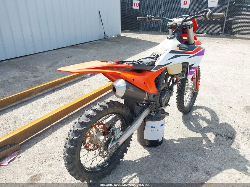 2025 Ktm 250 VIN VBKSXK433SM154295 IAAI salvage auction — THEFT, Original (Texas), sold $250 on 2026-07-29 (photo 4)