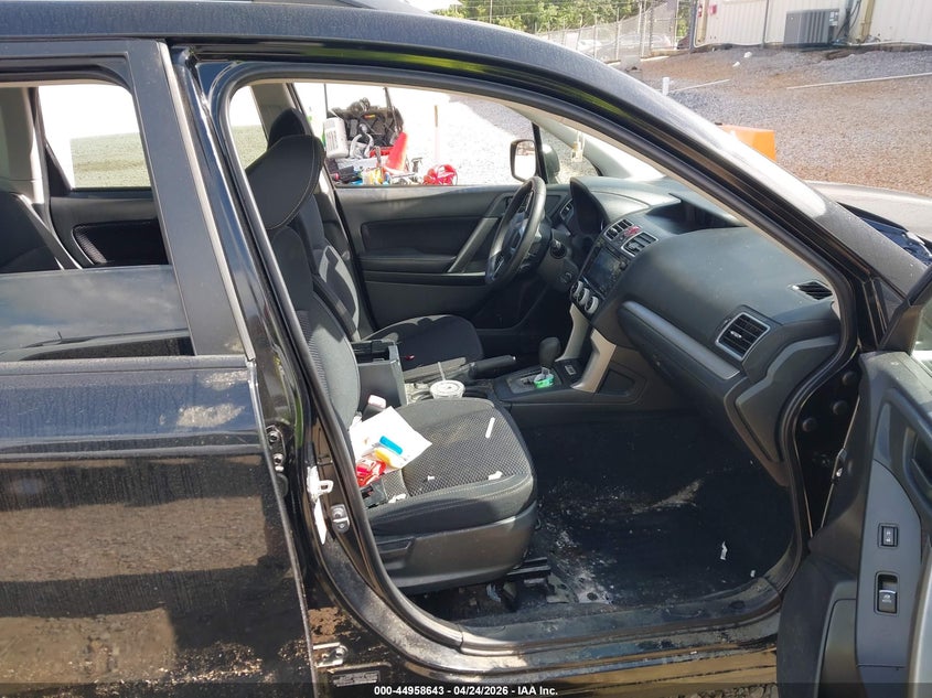 2018 Subaru Forester VIN JF2SJAGC3JH481426 IAAI salvage auction — BIO HAZARD, Salvage (Mississippi), sold $1,050 on 2026-07-31 (photo 5)