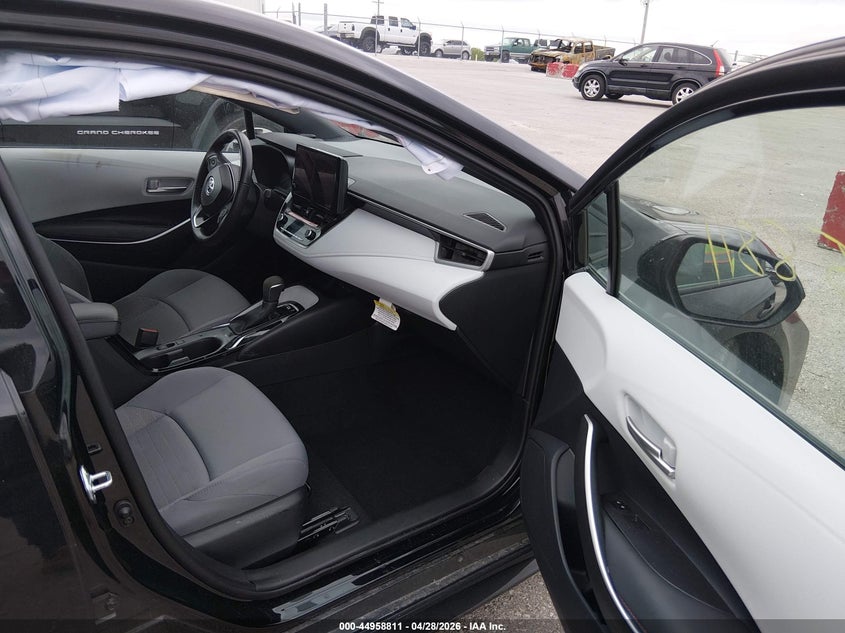 2025 Toyota Corolla VIN 5YFS4MCE9SP251085 IAAI salvage auction — LEFT SIDE, Clear (Missouri), sold $8,250 on 2026-07-16 (photo 5)