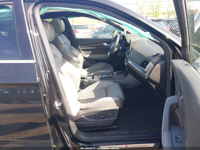2018 Audi Sq5 VIN WA1A4AFY2J2025249 IAAI salvage auction — RIGHT REAR, Salvage Title, sold $9,175 on 2026-07-14 (photo 5)