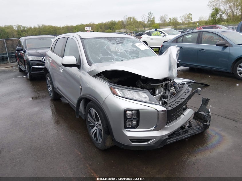 2024 Mitsubishi Outlander VIN JA4ARUAU0RU022129 IAAI salvage auction — LEFT SIDE, Salvage (Ohio), sold $25 on 2026-07-28 (photo 1)