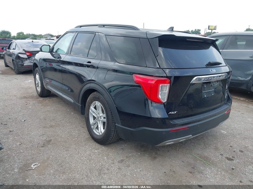 2024 Ford Explorer VIN 1FMSK7DH0RGA87829 IAAI salvage auction — RIGHT SIDE, Original (Texas), sold $9,600 on 2026-07-29 (photo 3)