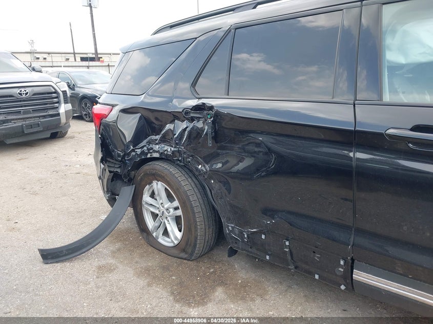 2024 Ford Explorer VIN 1FMSK7DH0RGA87829 IAAI salvage auction — RIGHT SIDE, Original (Texas), sold $9,600 on 2026-07-29 (photo 6)