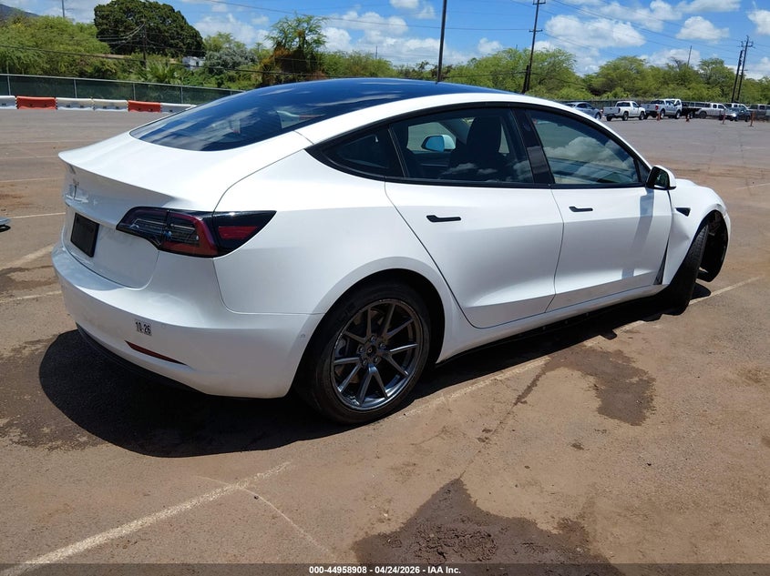 2022 Tesla Model 3 VIN 5YJ3E1EA3NF120745 IAAI salvage auction — RIGHT FRONT, Clear (Hawaii), sold $14,300 on 2026-07-07 (photo 4)