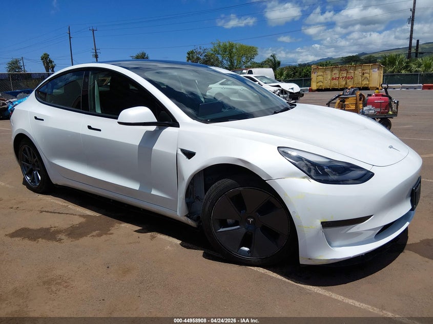 2022 Tesla Model 3 VIN 5YJ3E1EA3NF120745 IAAI salvage auction — RIGHT FRONT, Clear (Hawaii), sold $14,300 on 2026-07-07 (photo 6)