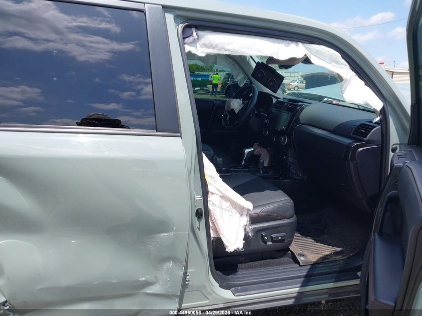 2022 Toyota 4runner VIN JTERU5JRXN6009536 IAAI salvage auction — FRONT END, Salvage (Georgia), sold $9,500 on 2026-07-24 (photo 5)