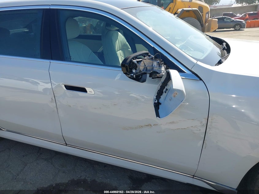 2025 BMW I7 VIN WBY43EJ06SCT88629 IAAI salvage auction — SIDE, Salvage Title, sold $46,450 on 2026-08-24 (photo 6)