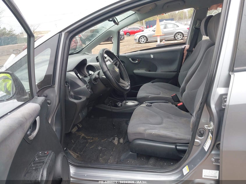 2010 Honda Fit VIN JHMGE8H27AC034908 IAAI salvage auction — RIGHT SIDE, Salvage (Illinois), sold $350 on 2026-07-14 (photo 5)
