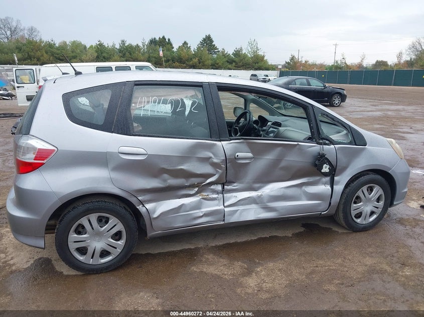 2010 Honda Fit VIN JHMGE8H27AC034908 IAAI salvage auction — RIGHT SIDE, Salvage (Illinois), sold $350 on 2026-07-14 (photo 6)