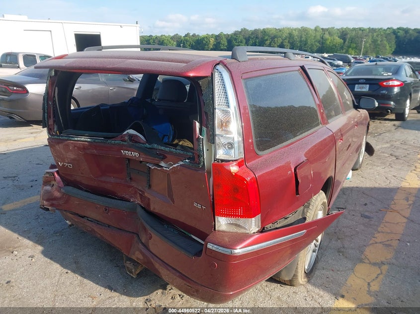 2007 Volvo V70 VIN YV1SW592271663786 IAAI salvage auction — FRONT & REAR, Salvage (Georgia), sold $300 on 2026-07-08 (photo 4)