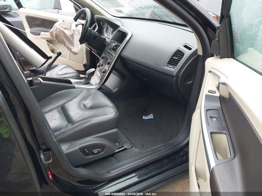 2013 Volvo Xc60 VIN YV4940DZ4D2370346 IAAI salvage auction — ALL OVER, Wait Title, sold $425 on 2026-07-14 (photo 5)