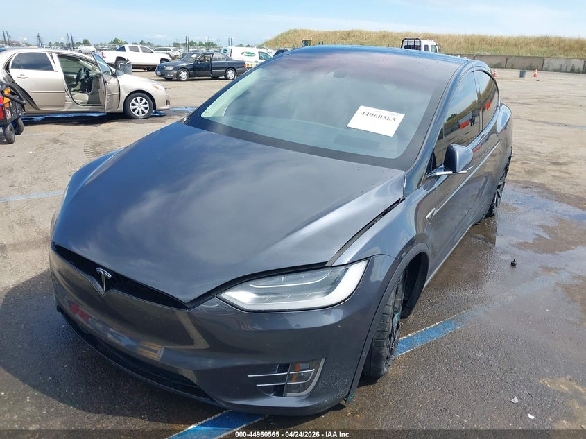 2016 Tesla Model x VIN 5YJXCBE26GF015383 IAAI salvage auction — SIDE, Salvage Title, sold $5,750 on 2026-07-16 (photo 2)