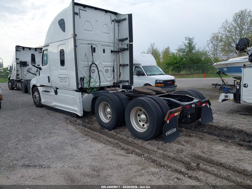 2019 Freightliner New cascadia 126 VIN 3AKJHHDR5KSKH6057 IAAI salvage auction — UNKNOWN, Regular Certificate (Iowa), sold $9,600 on 2026-07-22 (photo 3)