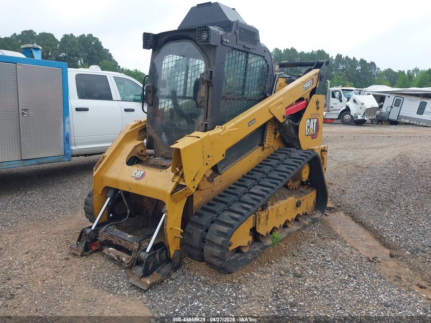 2021 Caterpillar 299d3 VIN CAT0299DCBX902598 IAAI salvage auction — Burn Engine, Bill Of Sale (Texas), sold $28,050 on 2026-08-26 (photo 2)