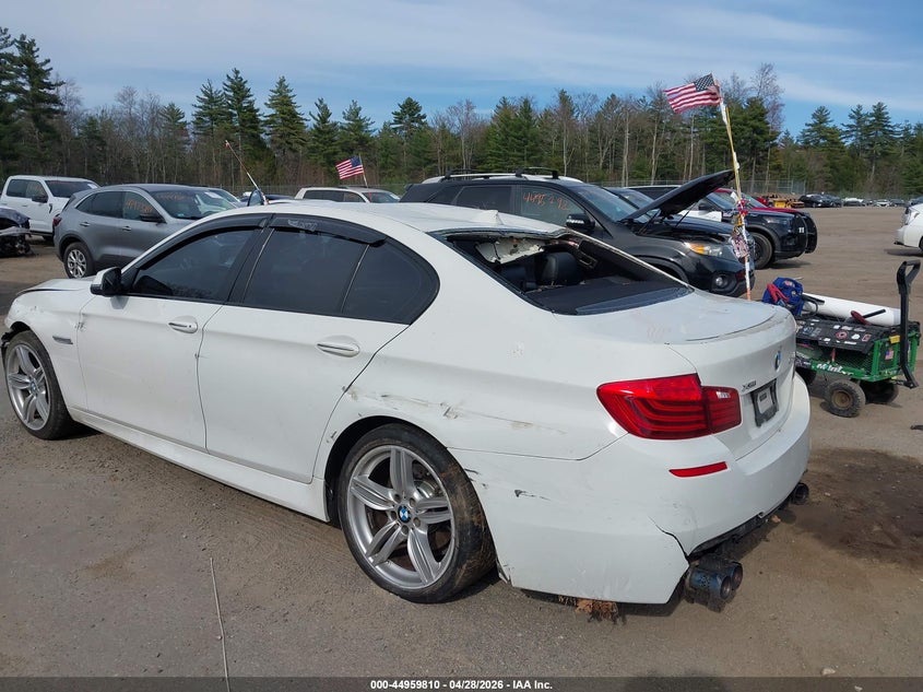 2016 BMW 5er VIN WBA5B3C54GG257945 IAAI salvage auction — FRONT & REAR, Salvage (Massachusetts), sold $600 on 2026-07-31 (photo 3)