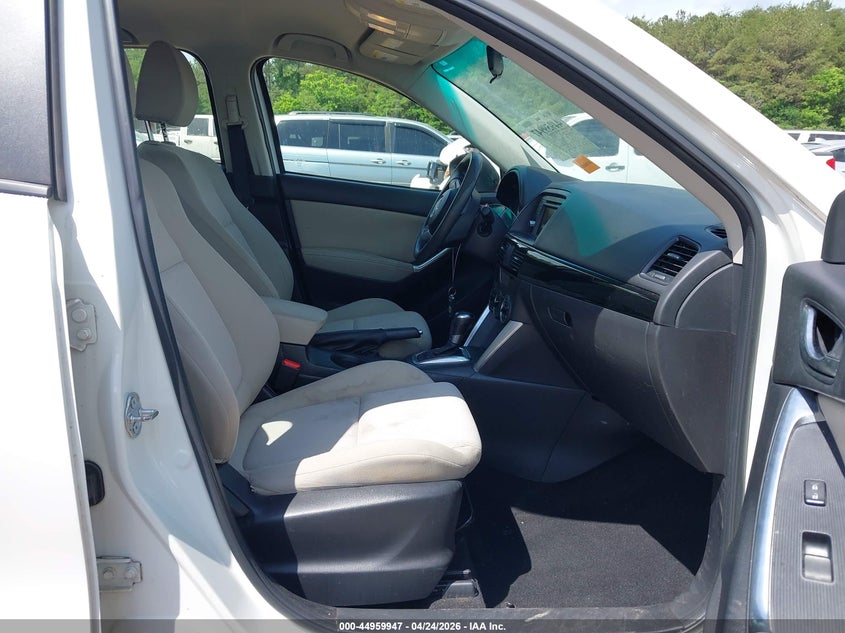 2014 Mazda Cx-5 VIN JM3KE2BE2E0398518 IAAI salvage auction — RIGHT FRONT, Salvage Title, sold $2,075 on 2026-07-15 (photo 5)