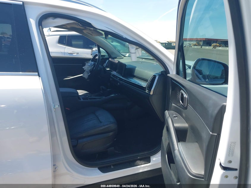 2025 Kia Sorento VIN 5XYRL4JC2SG379272 IAAI salvage auction — RIGHT FRONT, Salvage (Arizona), sold $13,000 on 2026-07-28 (photo 5)