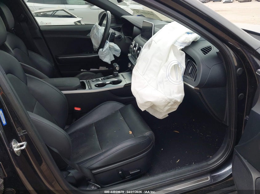 2019 Kia Stinger VIN KNAE45LC8K6064085 IAAI salvage auction — FRONT END, Salvage Title, sold $5,000 on 2026-07-29 (photo 5)