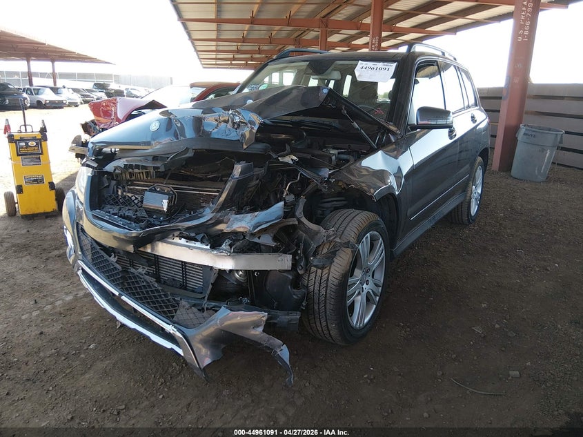 2015 Mercedes-benz VIN WDCGG0EB9FG337720 IAAI salvage auction — LEFT FRONT, Salvage (Arizona), sold $2,200 on 2026-07-28 (photo 2)