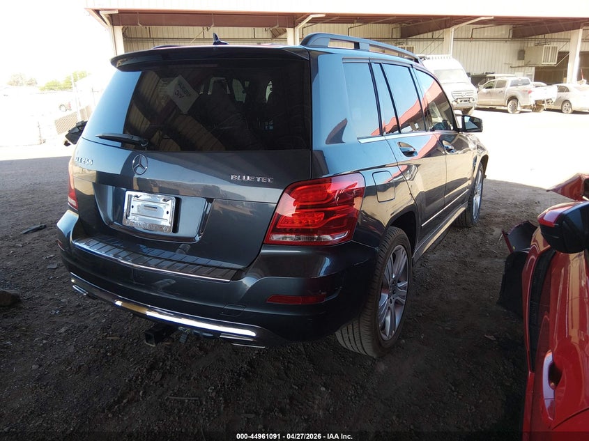 2015 Mercedes-benz VIN WDCGG0EB9FG337720 IAAI salvage auction — LEFT FRONT, Salvage (Arizona), sold $2,200 on 2026-07-28 (photo 4)