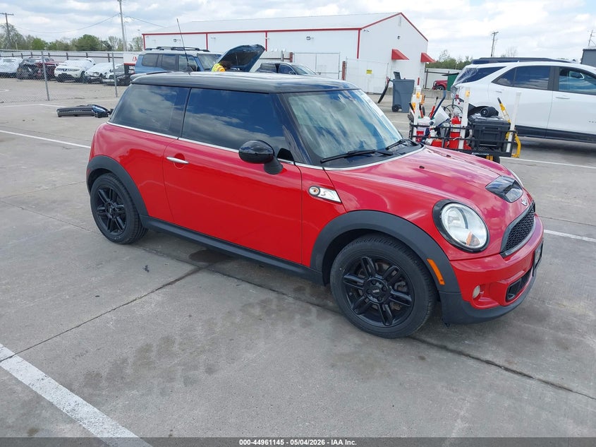 2013 Mini Hard top VIN WMWSV3C52DT397246 IAAI salvage auction — HAIL, Salvage (Indiana), sold $1,925 on 2026-07-17 (photo 1)