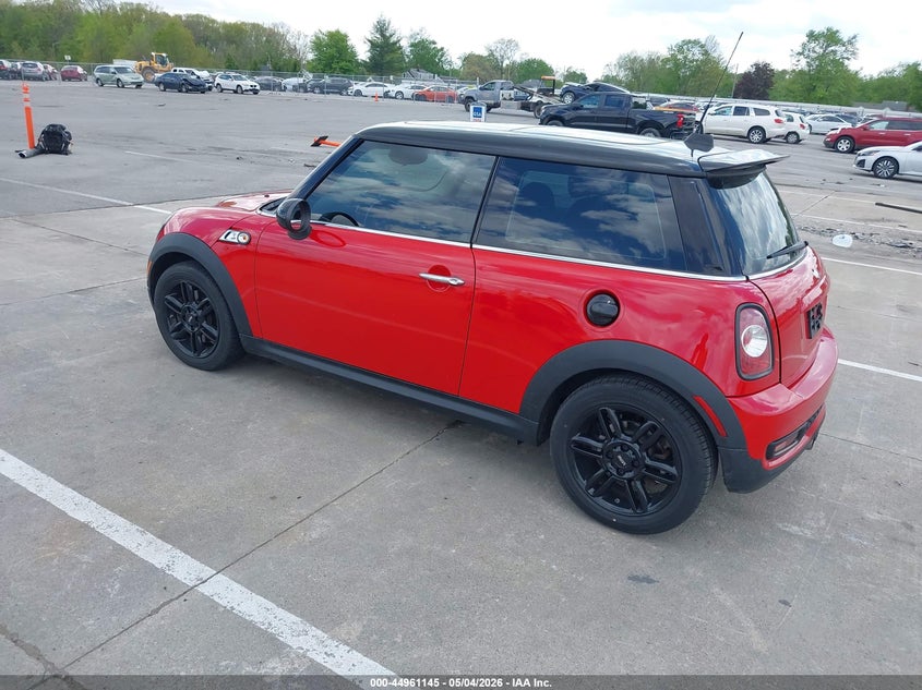 2013 Mini Hard top VIN WMWSV3C52DT397246 IAAI salvage auction — HAIL, Salvage (Indiana), sold $1,925 on 2026-07-17 (photo 3)