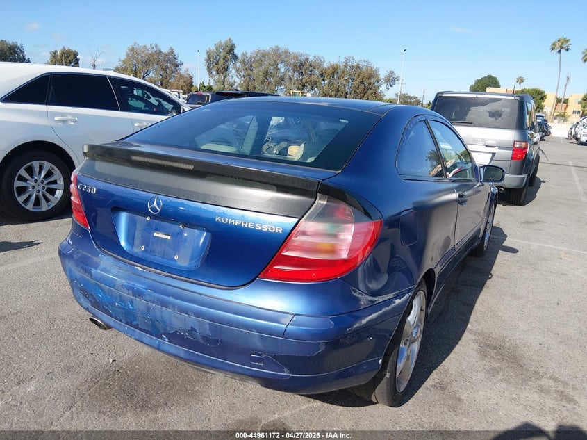 2003 Mercedes-benz C class VIN WDBRN40J23A408604 IAAI salvage auction — NORMAL WEAR, Salvage (Texas), sold $375 on 2026-07-09 (photo 4)