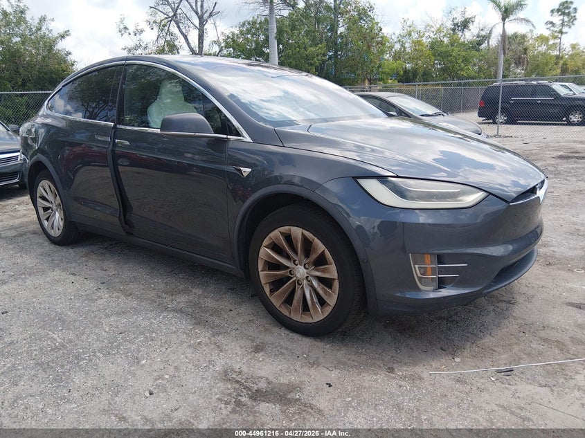 2017 Tesla Model x VIN 5YJXCBE21HF039270 IAAI salvage auction — MECHANICAL, Salvage Title, sold $2,650 on 2026-07-29 (photo 1)