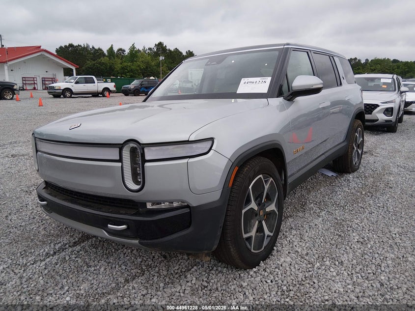 2023 Rivian R1s VIN 7PDSGABA9PN030149 IAAI salvage auction — REAR END, Salvage (Alabama), sold $21,900 on 2026-07-09 (photo 2)